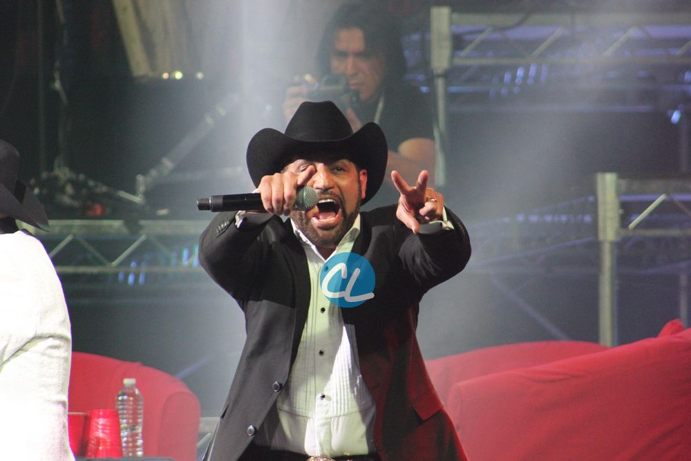 Pancho Barrazao en el concierto de Julion Alvarez en Madison Square Garden 7/30/2016